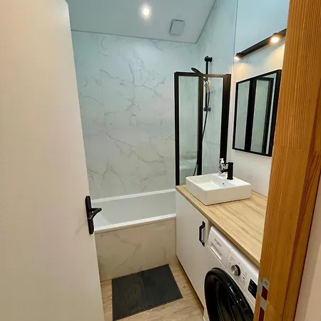 Villa Patio - 2min Gare - Local Velos Motos - Clim *