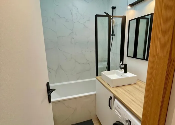 Villa Patio - 2min Gare - Local Velos Motos - Clim *